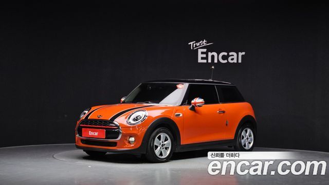 Mini Cooper Standard, 2019