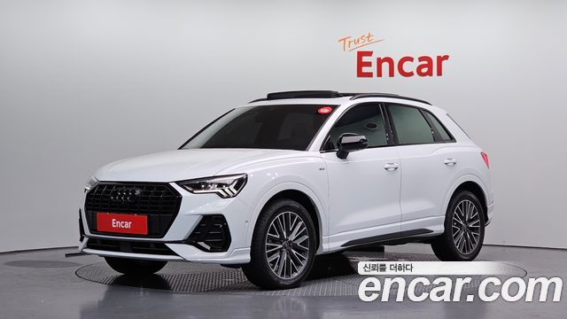Audi Q3 35 TDI Premium, 2025