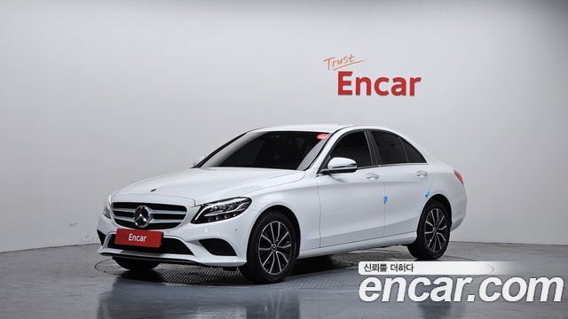 Mercedes-Benz C-Class C200, 2020