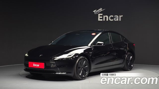 Tesla Model 3 Long Range AWD, 2024
