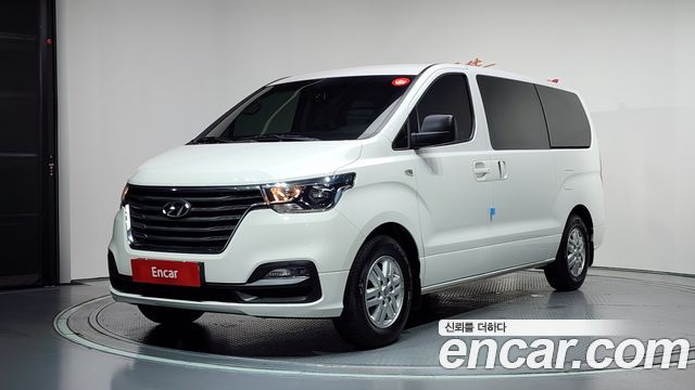 Hyundai Starex Van 3-Seater, 2021