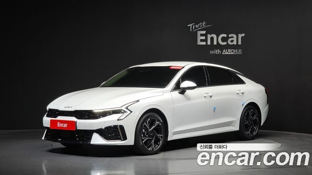 Kia K5 2.0, 2025