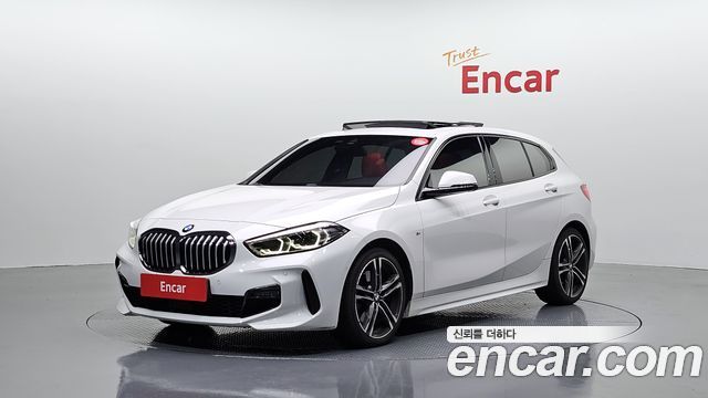 BMW 1-Series 120i M Sports, 2021