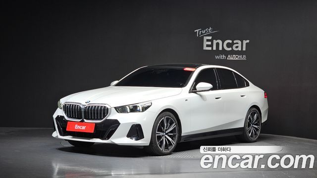 BMW 5-Series 530i xDrive M Sport, 2025