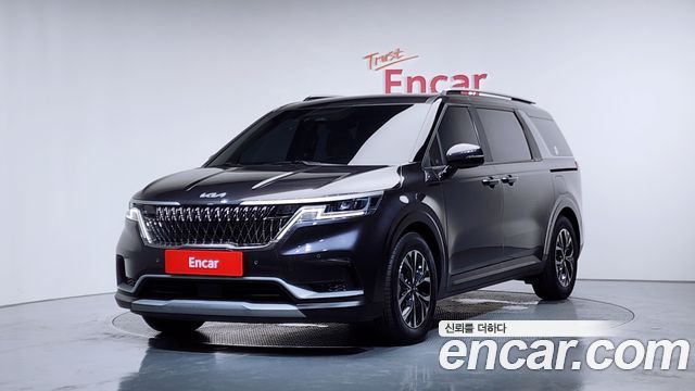 Kia Canival 9-Seater Prestige, 2022