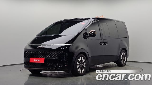 Hyundai Staria L3.5 Lounge 9-Seater, 2021