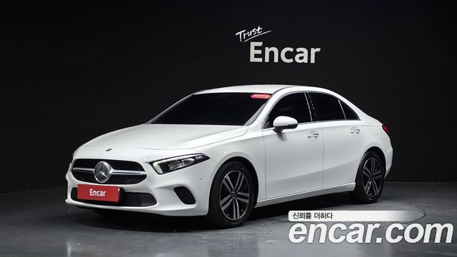 Mercedes-Benz A-Class A220 Sedan, 2021