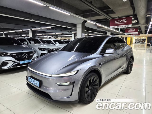 Tesla Model Y Long Range Launch Edition AWD, 2025