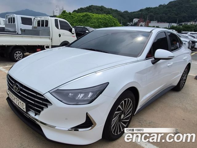 Hyundai Sonata Premium, 2020