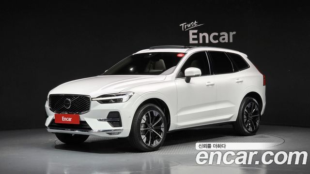 Volvo XC60 B5 Ultra Bright Air Sus, 2025