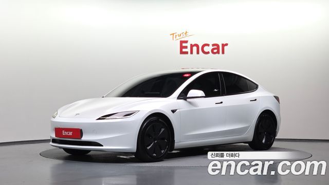 Tesla Model 3 Long Range AWD, 2025