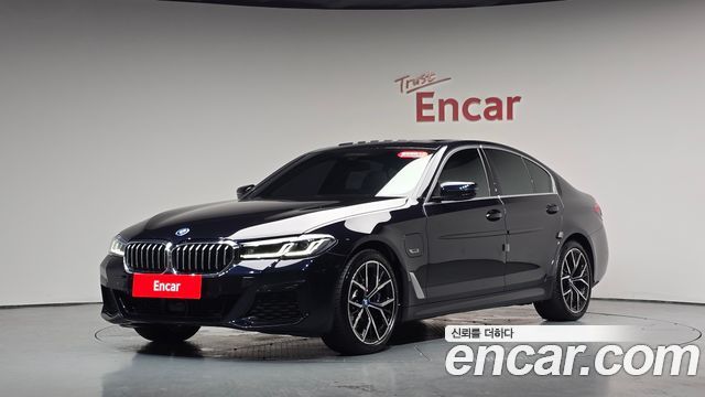 BMW 5-Series 530e M Sport, 2022