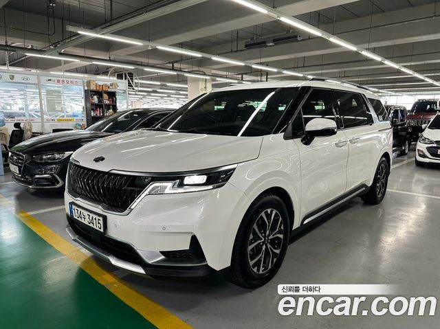 Kia Canival 9-Seater Noblesse, 2021