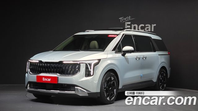 Kia Canival 9-Seater Signature, 2023