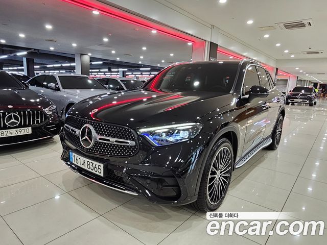 Mercedes-Benz GLC-Class GLC300 4MATIC AMG Line, 2023
