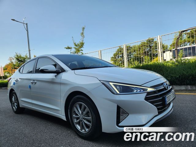 Hyundai AVANTE 1.6, 2020