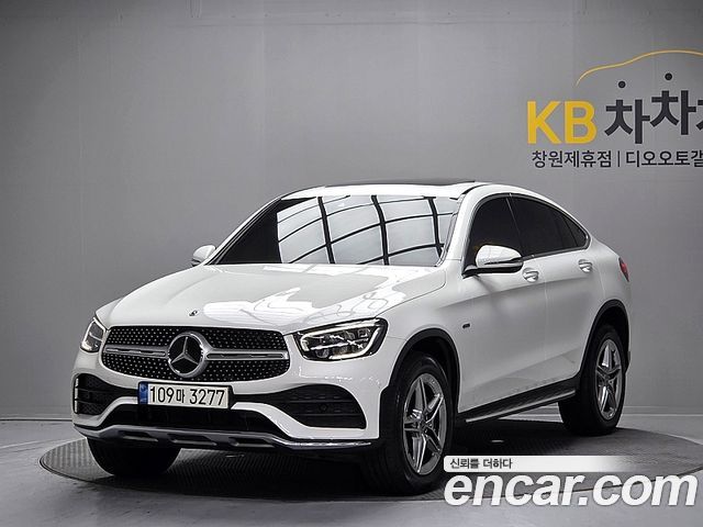 Mercedes-Benz GLC-Class GLC300e 4MATIC Coupe, 2021