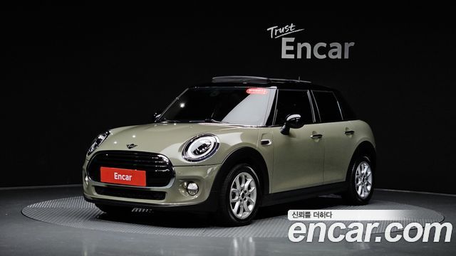Mini Cooper 5Door HIGH, 2019