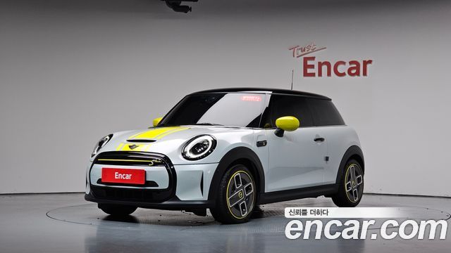 Mini Cooper SE Electric, 2022