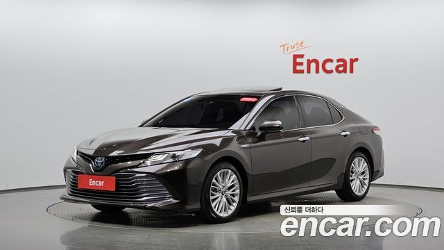 Toyota Camry 2.5 XLE Hybrid, 2018