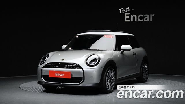 Mini Cooper Classic, 2025