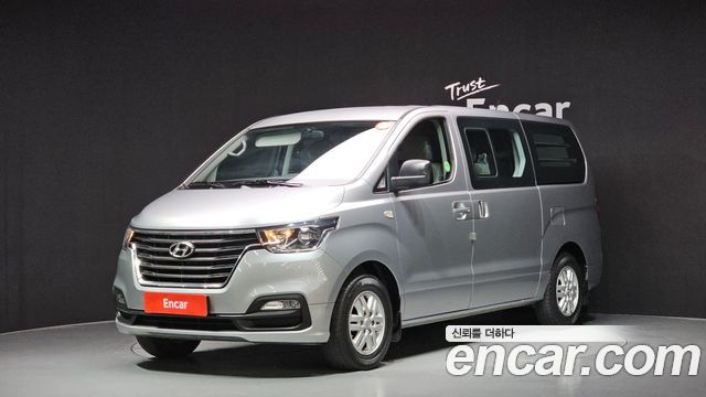 Hyundai Starex Van 5-Seater, 2018