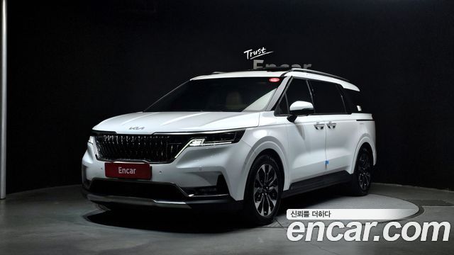 Kia Canival 7-Seater Signature, 2023