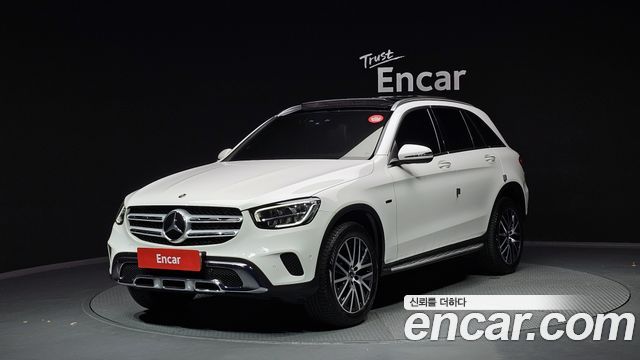 Mercedes-Benz GLC-Class GLC300e 4MATIC, 2021