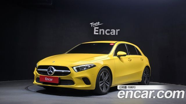 Mercedes-Benz A-Class A220 Hatchback, 2022