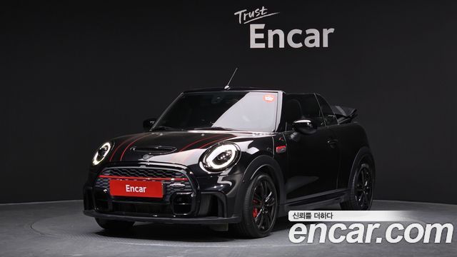Mini Cooper Convertible JCW, 2023