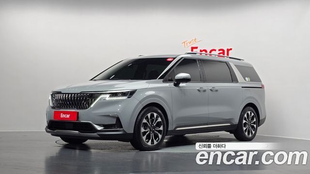 Kia Canival 7-Seater Outdoor, 2023