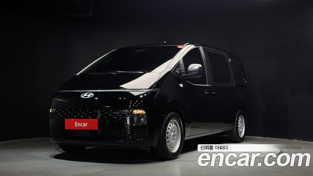 Hyundai Staria Cargo 5-Seater, 2025