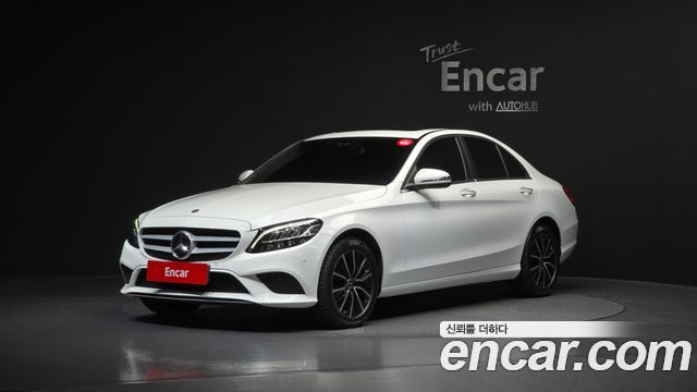 Mercedes-Benz C-Class C200, 2020