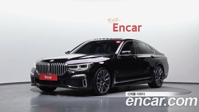 BMW 7-Series 740i M Sport, 2021