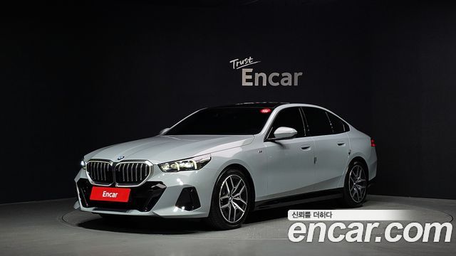 BMW 5-Series 520i M Sport, 2024