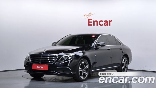 Mercedes-Benz E-Class E300 4MATIC Exclusive, 2020