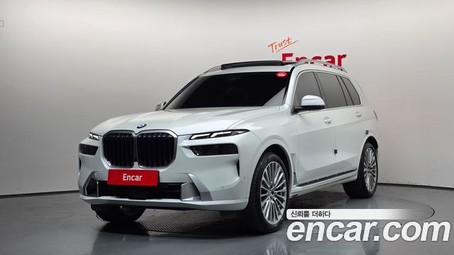 BMW X7 xDrive 40i Design Pure Excellence 6-Seater, 2024