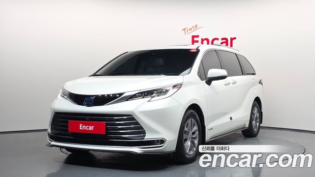 Toyota Sienna 2.5 Hybrid AWD, 2021