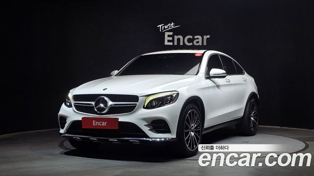 Mercedes-Benz GLC-Class GLC300 4MATIC AMG Line Coupe, 2019
