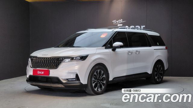 Kia Canival Gasoline 7-Seater Signature, 2023