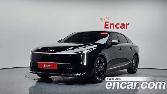 Kia K8 Signature, 2025