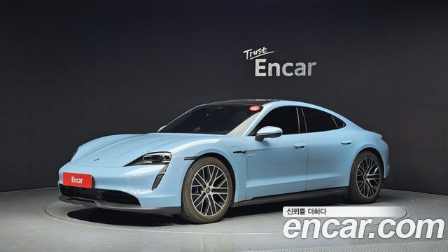 Porsche Taycan Base, 2023