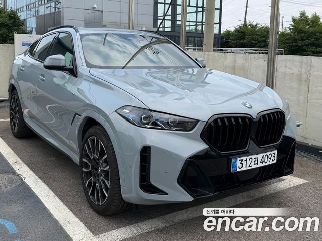 BMW X6 xDrive40i M Sport, 2025