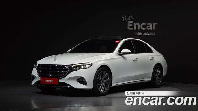 Mercedes-Benz E-Class E220d 4MATIC Exclusive, 2024