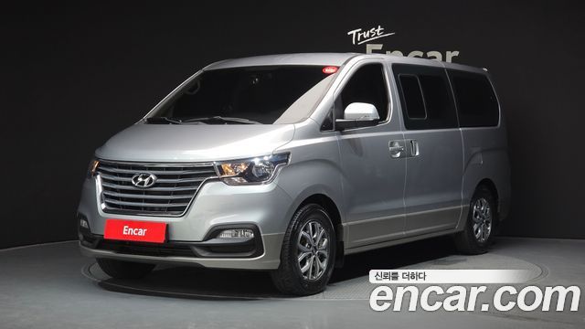 Hyundai Starex Urban 9-Seater, 2019