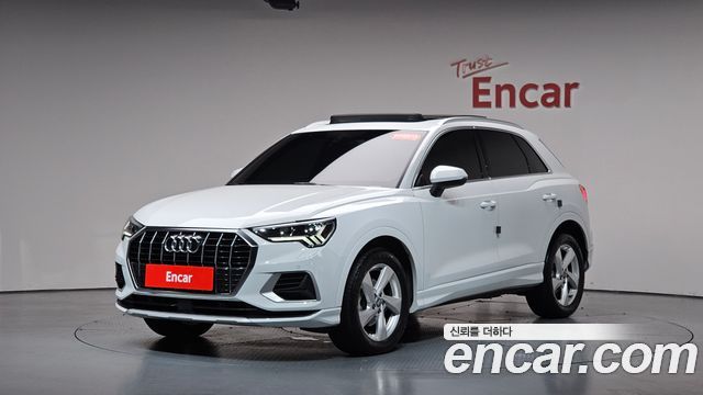 Audi Q3 35 TDI Premium, 2020