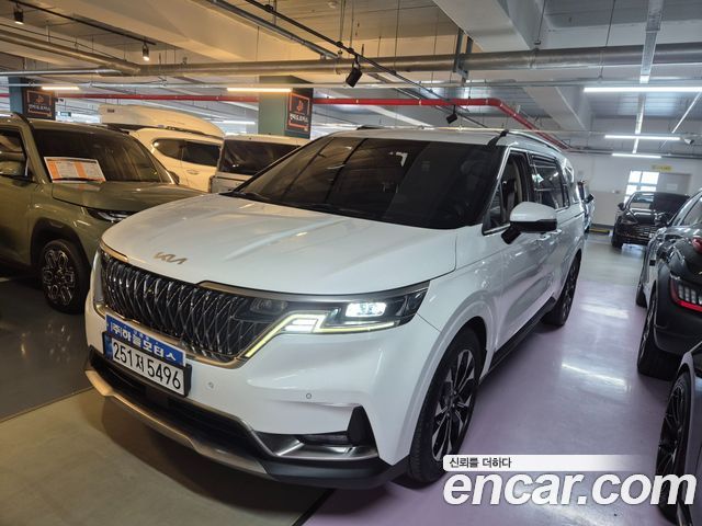 Kia Canival 9-Seater Signature, 2022