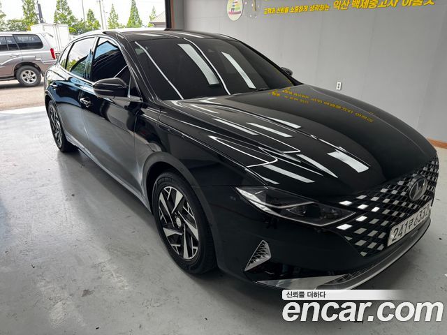 Hyundai Grandeur Le Blanc, 2021
