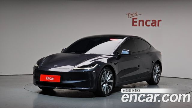 Tesla Model 3 Long Range AWD, 2025