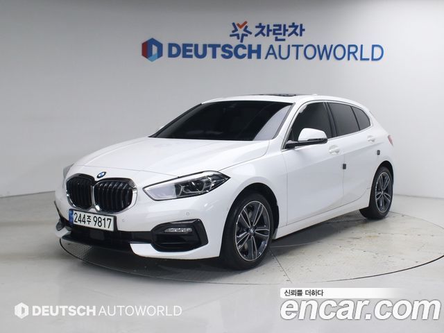 BMW 1-Series 120i Sports, 2021